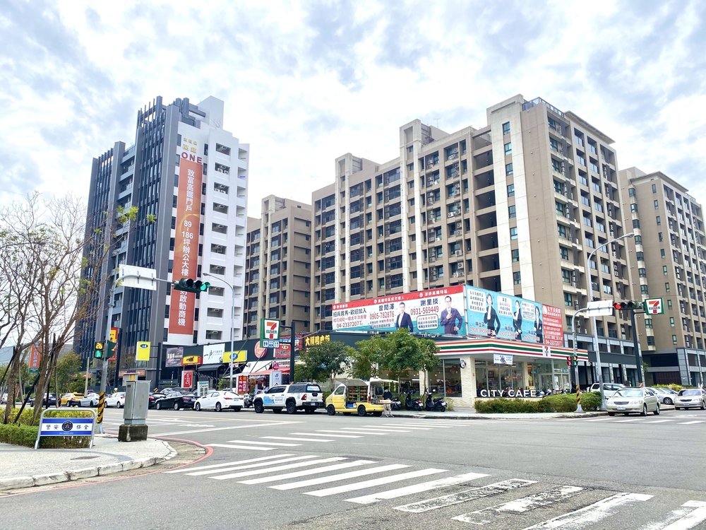 台中烏日高鐵特區受惠大型百貨商場興建，成為房市矚目焦點