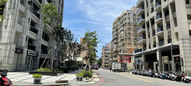 竹北的平均購屋面積隨著房價單價漸高而縮減。