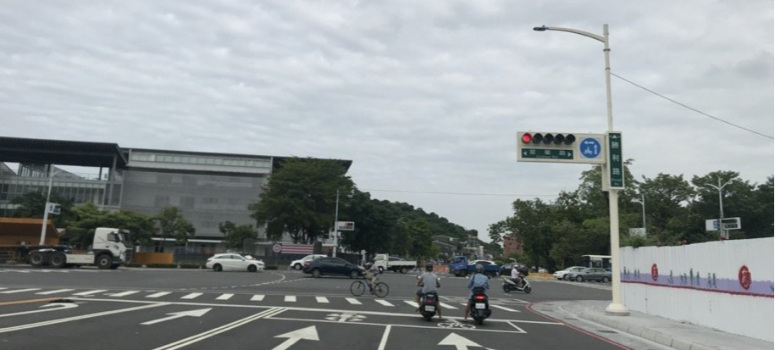 新舊左營道路貫通後，舊左營房市能見度更提高。