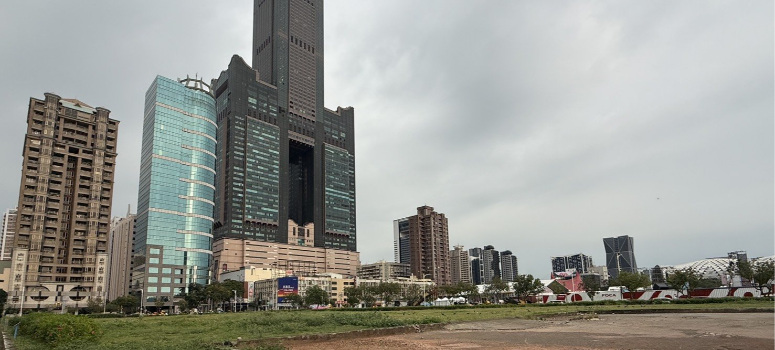 高雄捷運Y15站聯開案，鴻海預計投資159億蓋亞灣旗艦總部，周邊商圈將受惠。