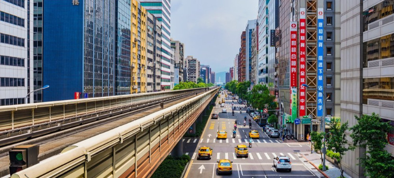 台北市區商圈辦公大樓交易節奏放緩，是造成今年台北辦公市場交易收縮的主要因素。(圖／信義全球資產公司提供)